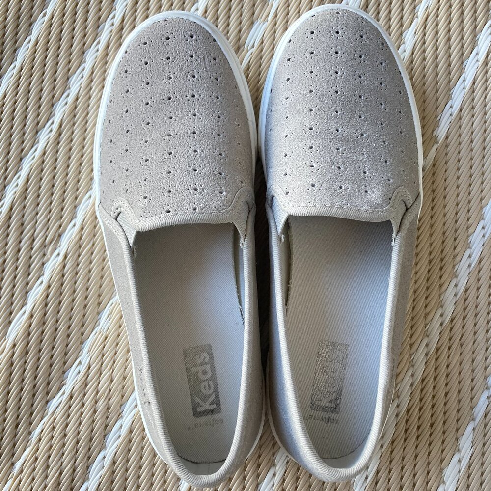 Size 5.5 Med KEDS Double Decker Perf Suede Slip On